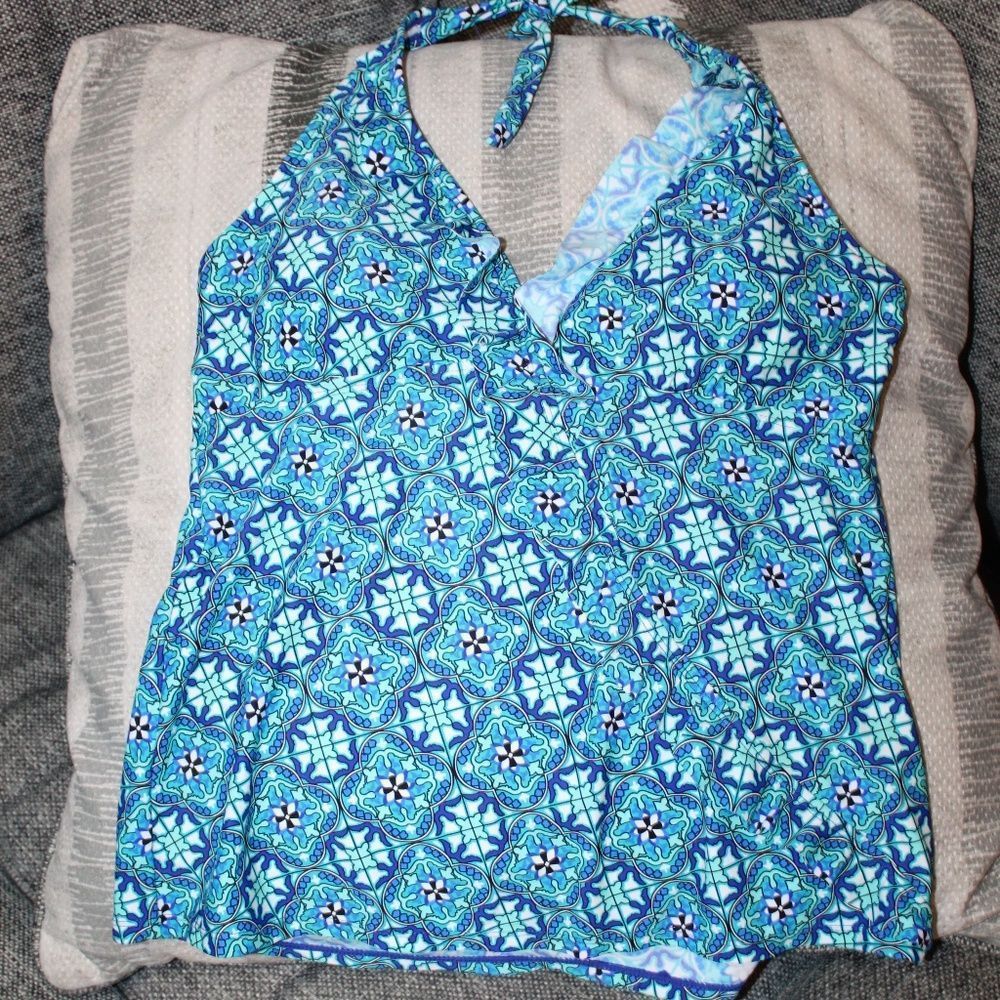 Assets by Sara Blakely.  Glamour Ruffle Tankini.   Sz. XL